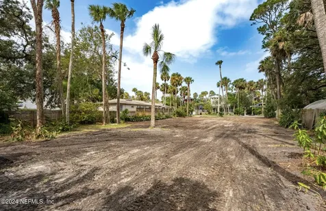 358 4th Street Atlantic Beach FL 32233