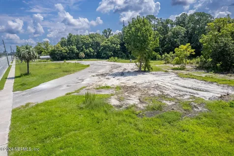 1900 N Temple Avenue Starke FL 32091