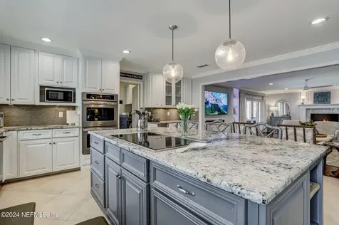 4261 Morena Lane Jacksonville FL 32207