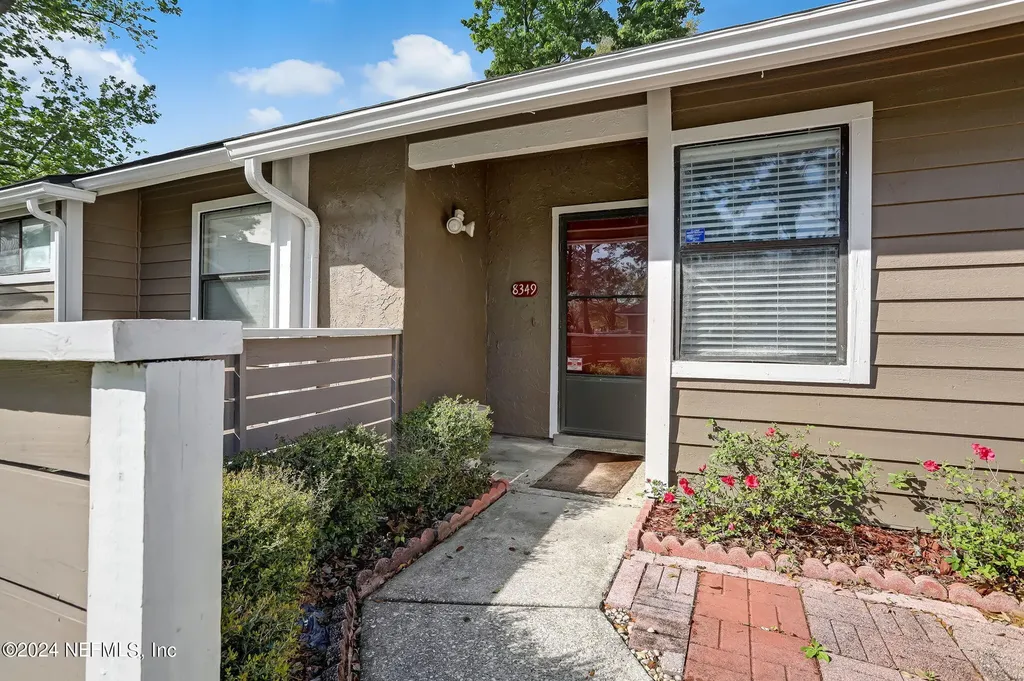 8349 Derbyshire Place Jacksonville FL 32244