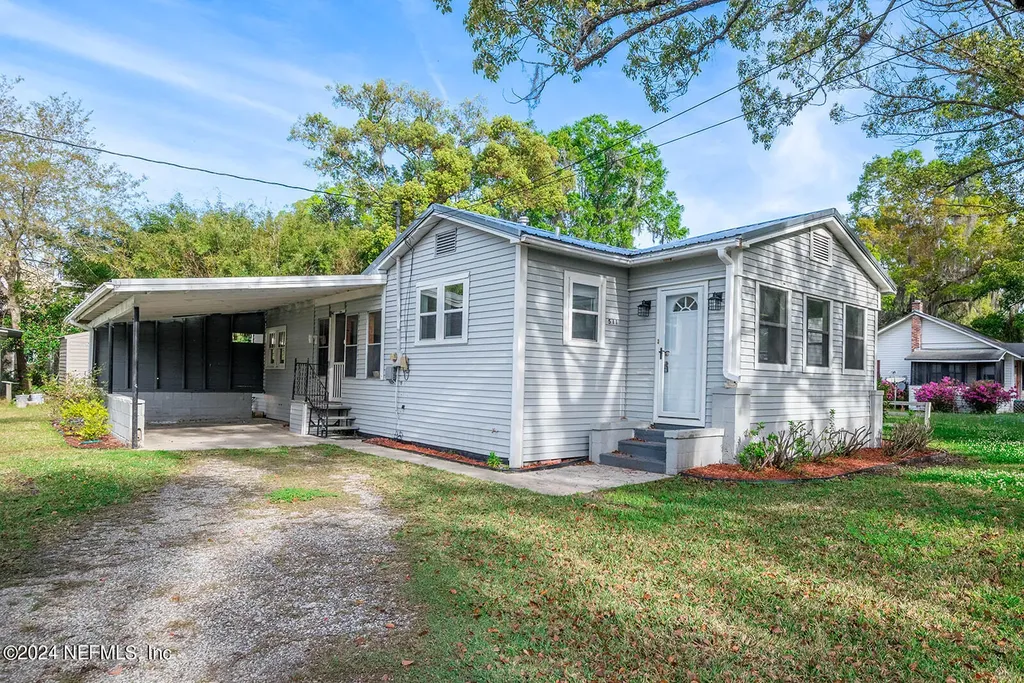 511 N Water Street Starke FL 32091