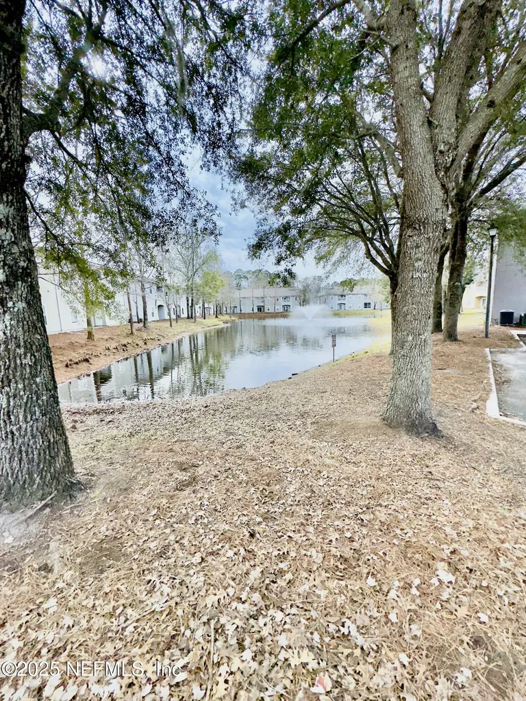 6057 E Maggies Circle E Jacksonville FL 32244