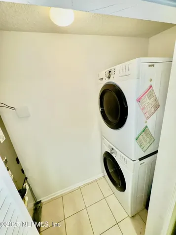 6057 E Maggies Circle E Jacksonville FL 32244