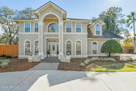 2908 Evercharm Place E Jacksonville FL 32257