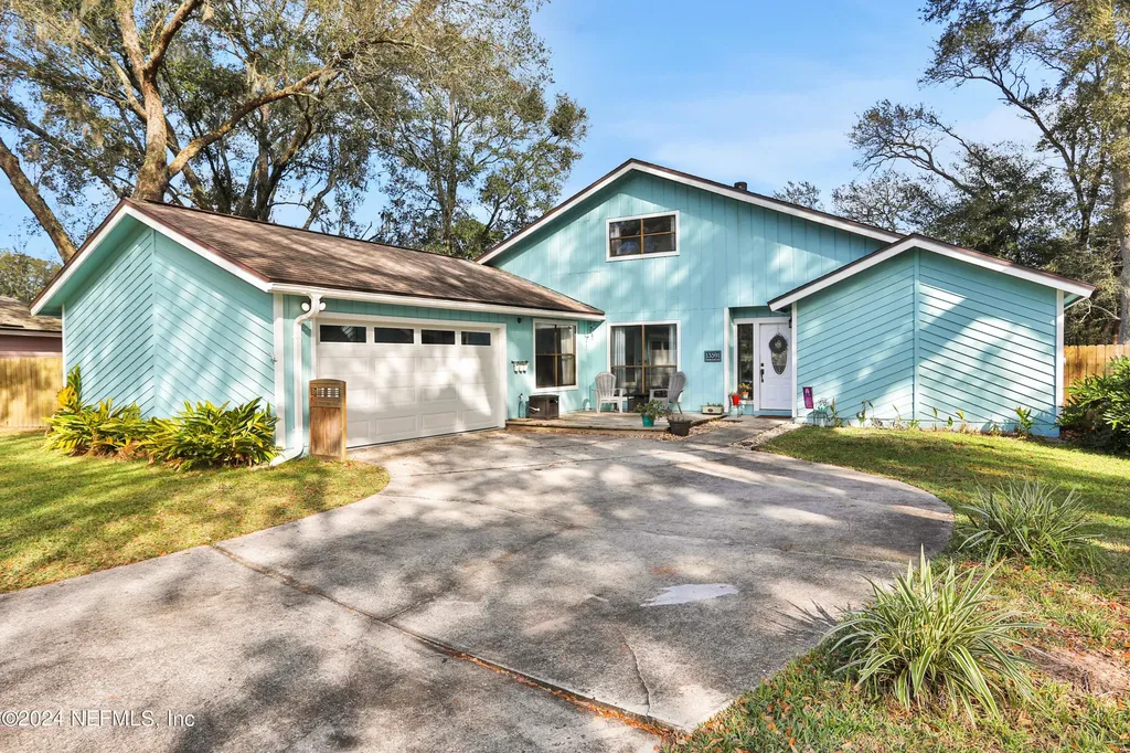13591 Tarrasa Court E Jacksonville FL 32225