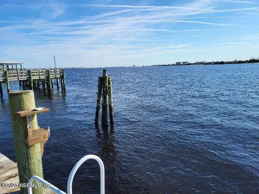 10020 Heckscher Drive Jacksonville FL 32226