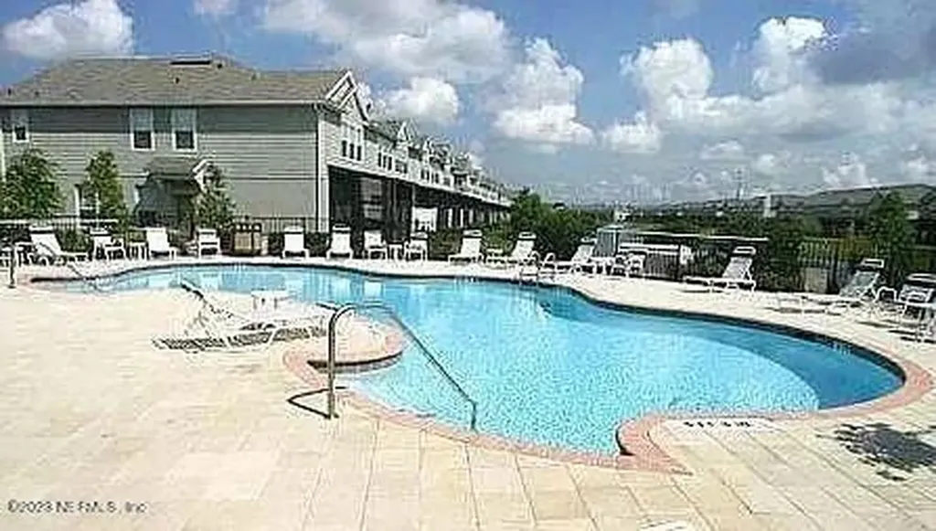 7482 Red Crane Lane Jacksonville FL 32256