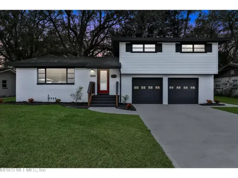 8266 Sanlando Avenue Jacksonville FL 32211