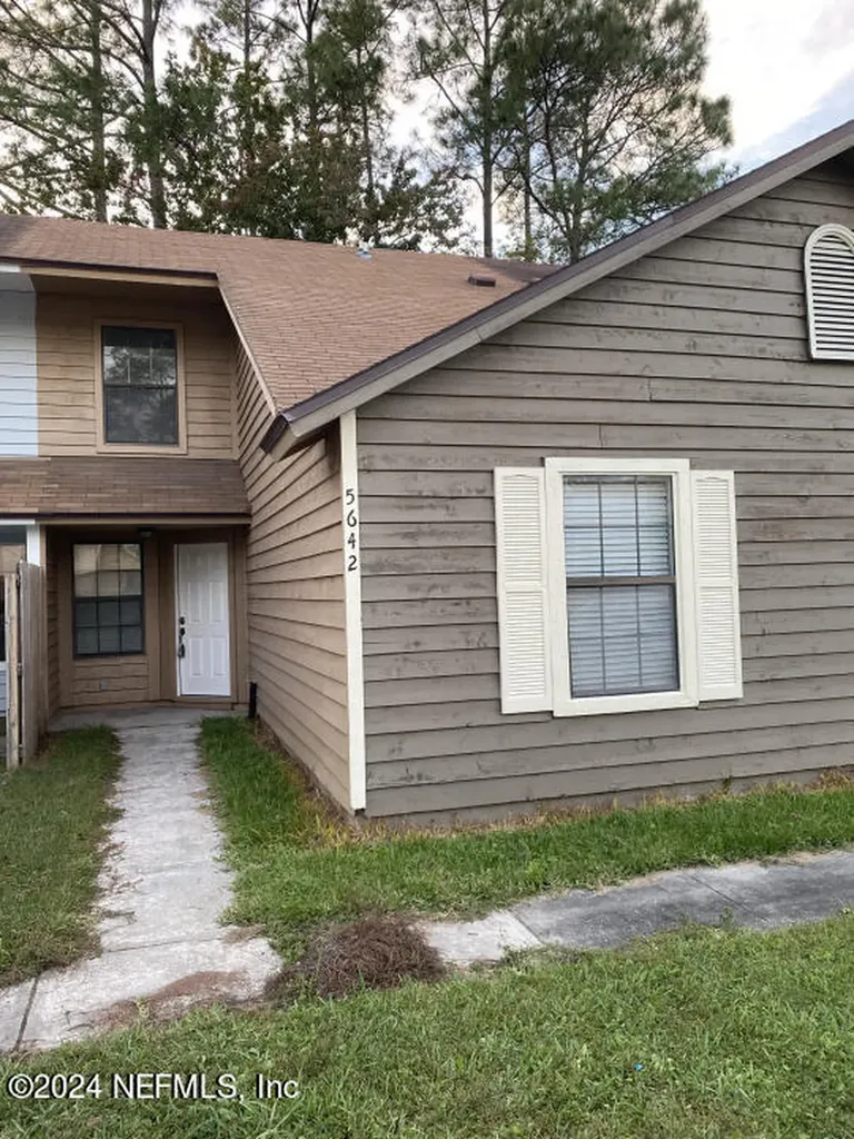 5642 Marathon Parkway Jacksonville FL 32244