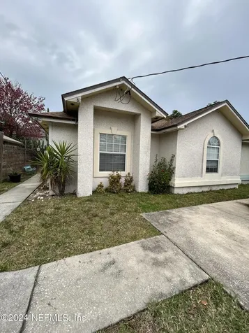 75 W 13th Street Atlantic Beach FL 32233