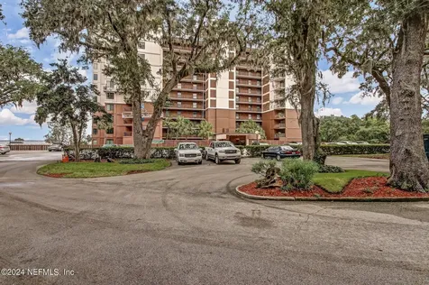 6000 San Jose Boulevard Jacksonville FL 32217