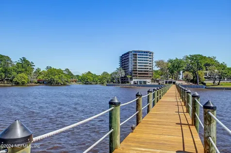 6000 San Jose Boulevard Jacksonville FL 32217