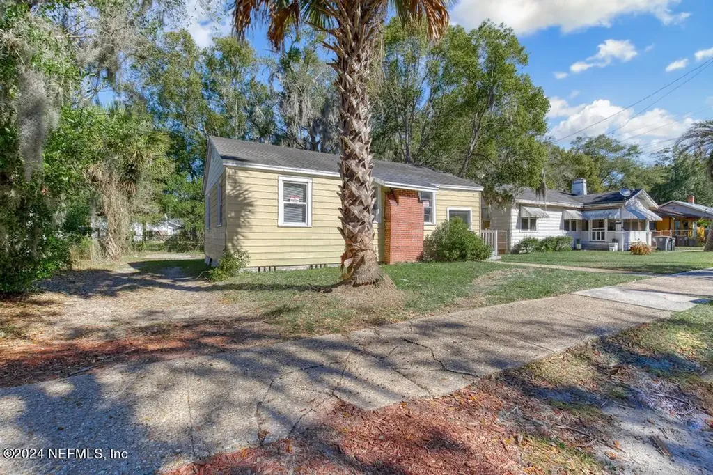 53 E 54th Street Jacksonville FL 32208