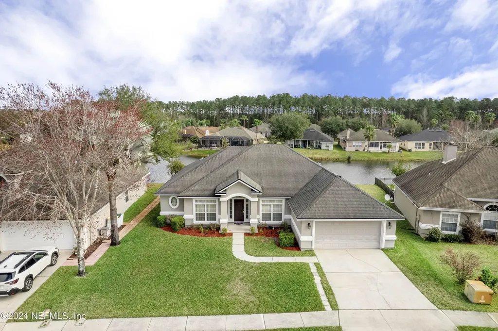 7881 Chase Meadows Drive W Jacksonville FL 32256