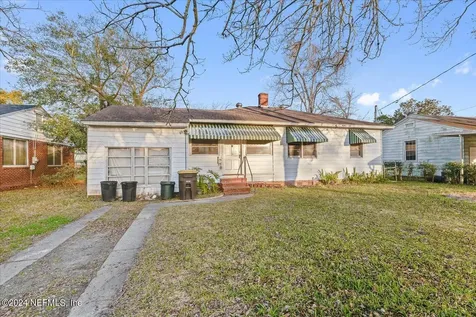 1723 Harkisheimer Avenue Jacksonville FL 32210