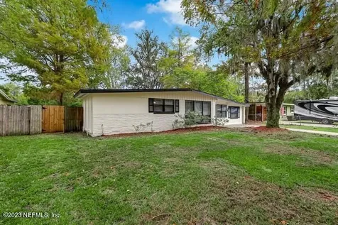 825 Le Brun Drive Jacksonville FL 32205