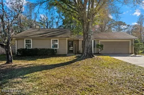1997 Avila Way Middleburg FL 32068