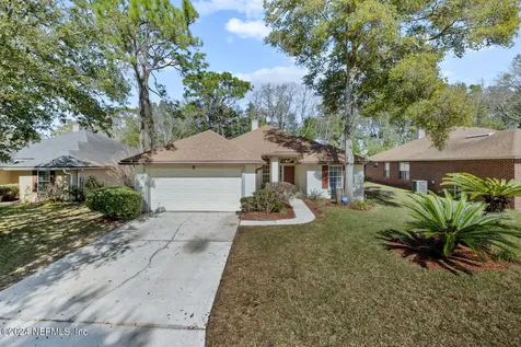 8235 Provincial Circle N Jacksonville FL 32277