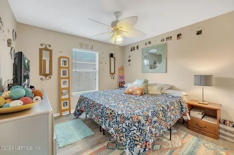 7825 Bristol Bay Lane E Jacksonville FL 32244