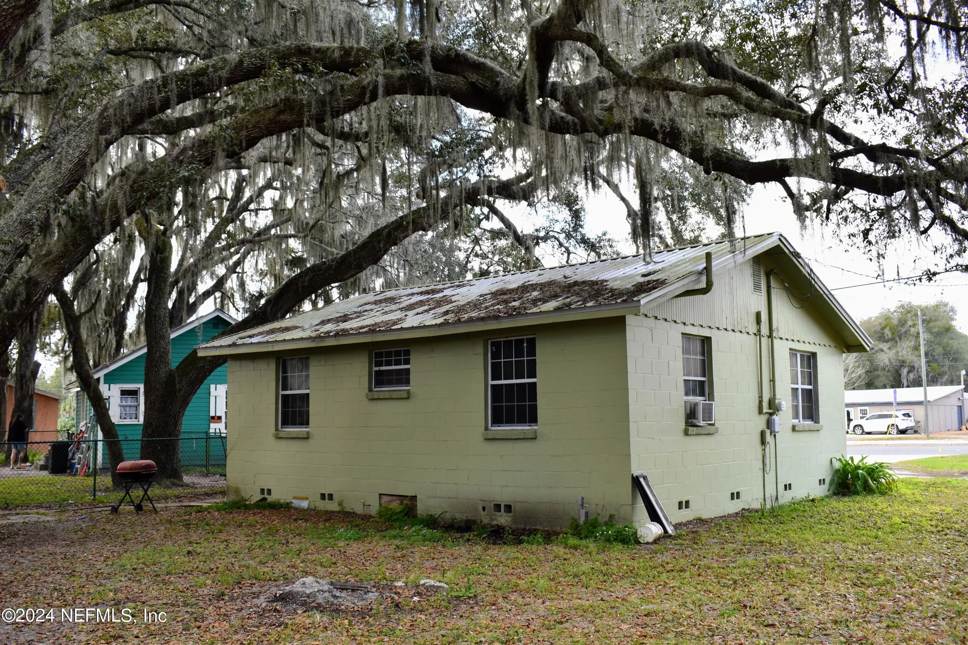7351 -7353 Crill Avenue Palatka FL 32177