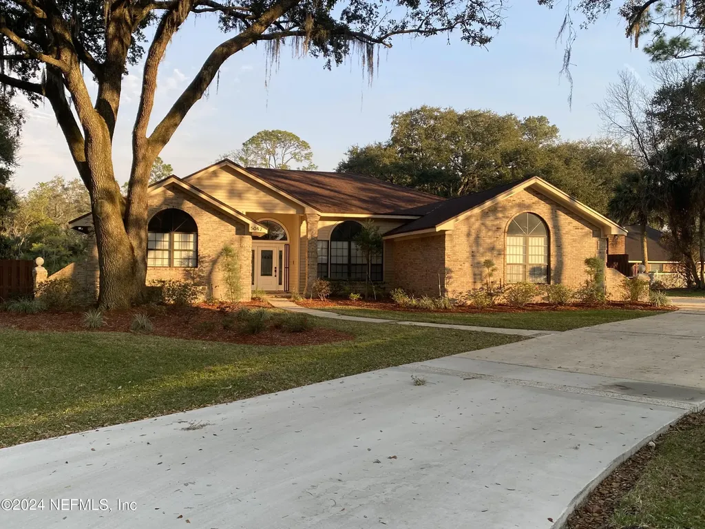 5042 Rivebrook Court Jacksonville FL 32277