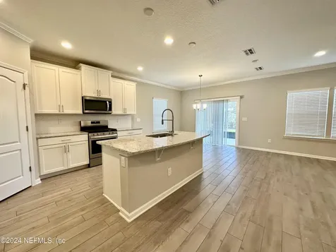 127 Granite City Avenue St Johns FL 32259