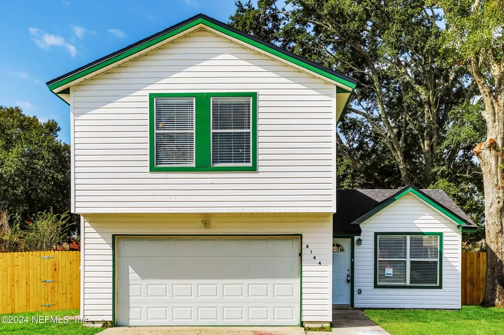 8144 Colonnade Court W Jacksonville FL 32244