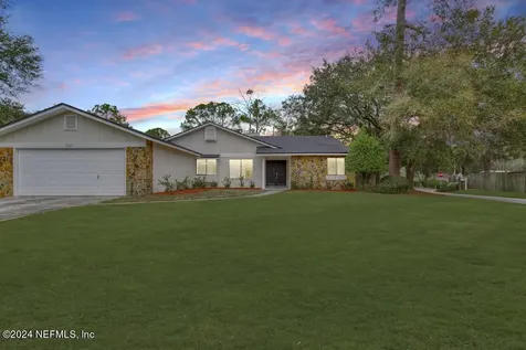 7227 Holiday Hill Circle N Jacksonville FL 32216