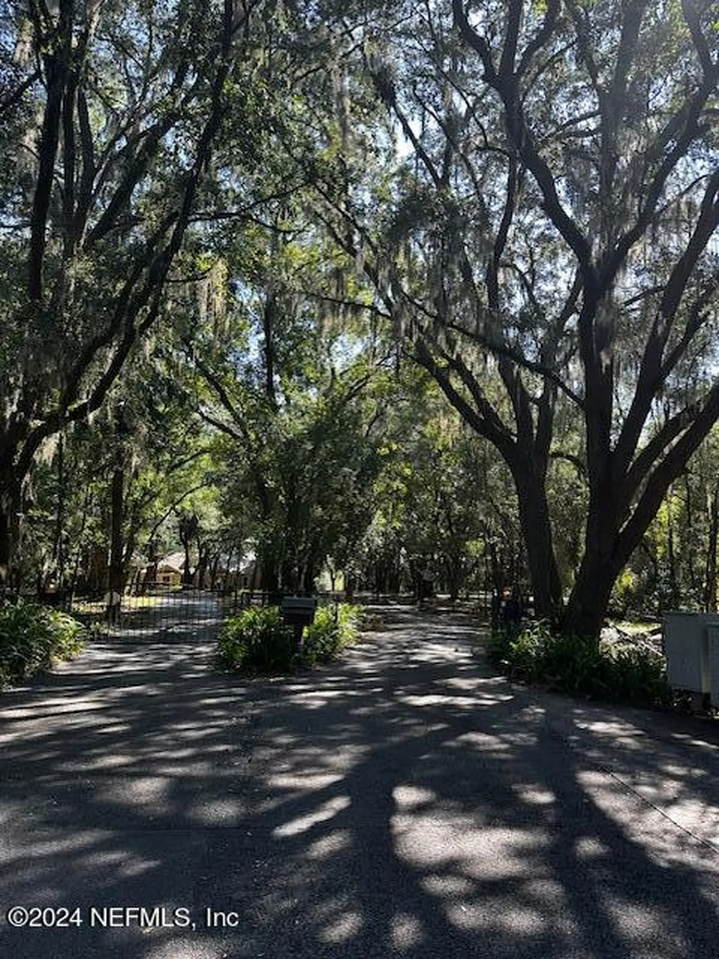 000-13 SE 265th Court Road Umatilla FL 32784