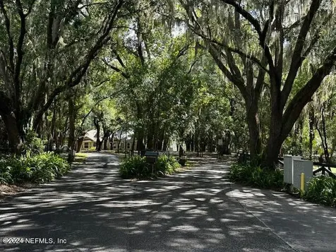 000-13 SE 265th Court Road Umatilla FL 32784
