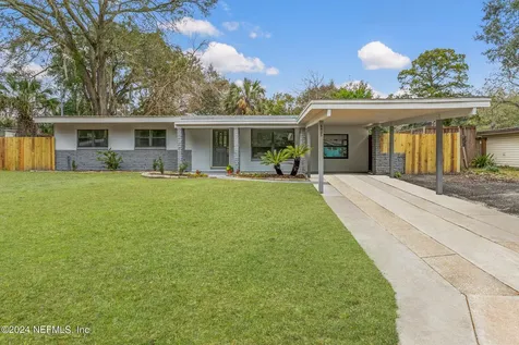 5425 Keystone Drive S Jacksonville FL 32207