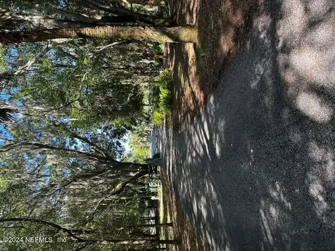 000-01 SE 159th Lane Umatilla FL 32784