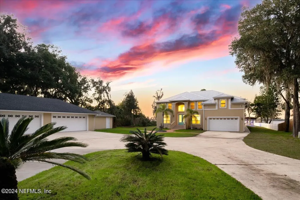 544 County Road 207a East Palatka FL 32131