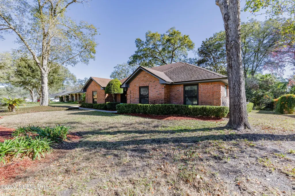 12157 Dividing Oaks Trail E Jacksonville FL 32223