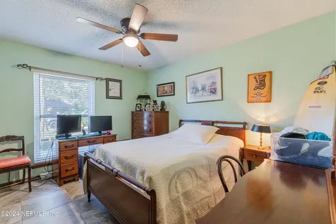 12157 Dividing Oaks Trail E Jacksonville FL 32223