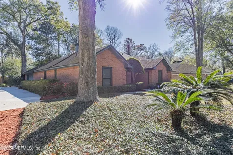 12157 Dividing Oaks Trail E Jacksonville FL 32223