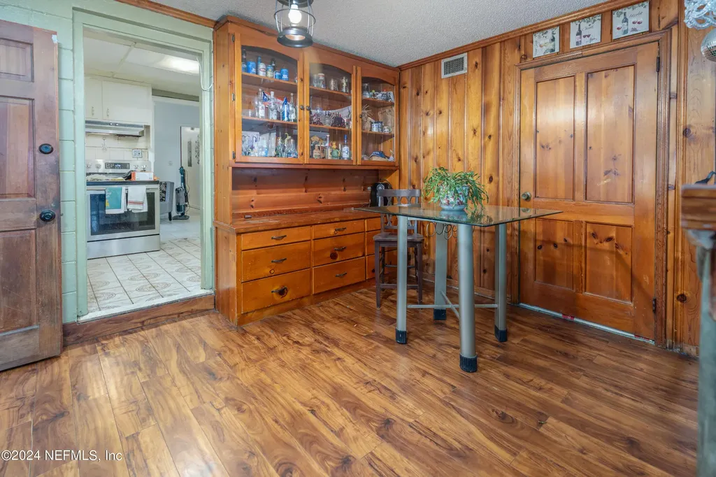 6432 Otelia Circle Jacksonville FL 32210