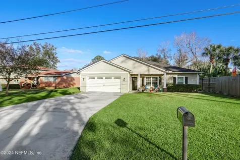 2021 Holly Oaks River Drive Jacksonville FL 32225