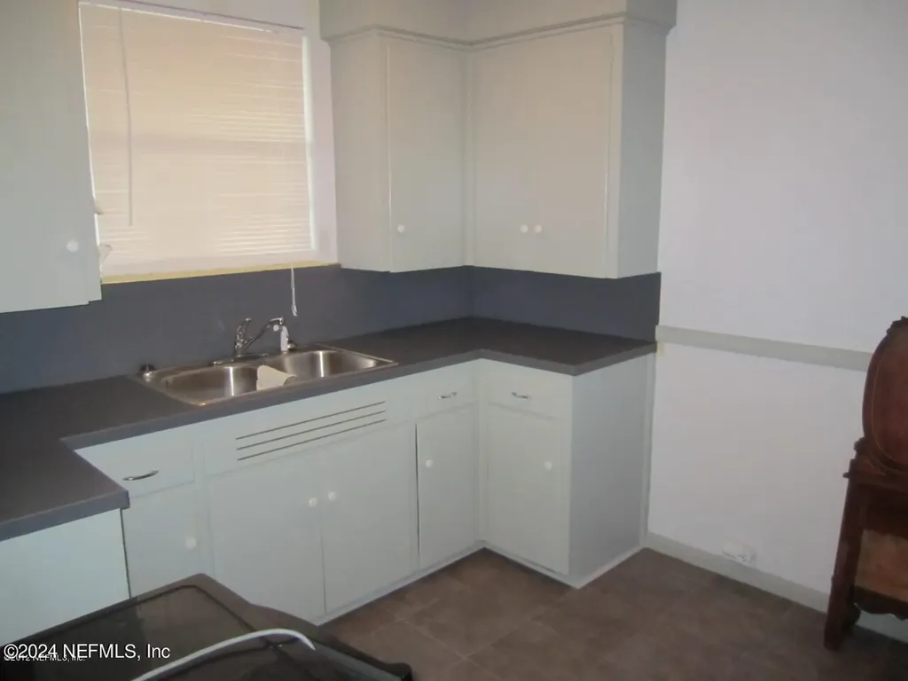 5915 Cedar Hills Boulevard Jacksonville FL 32210