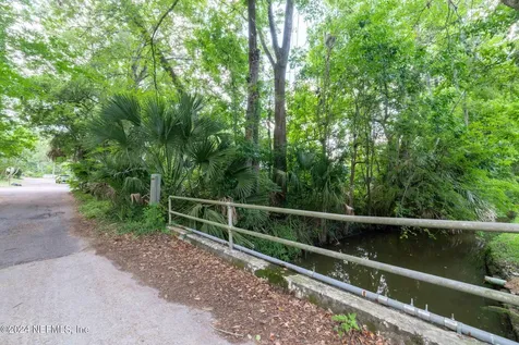 1763 Pine Grove Avenue Jacksonville FL 32205