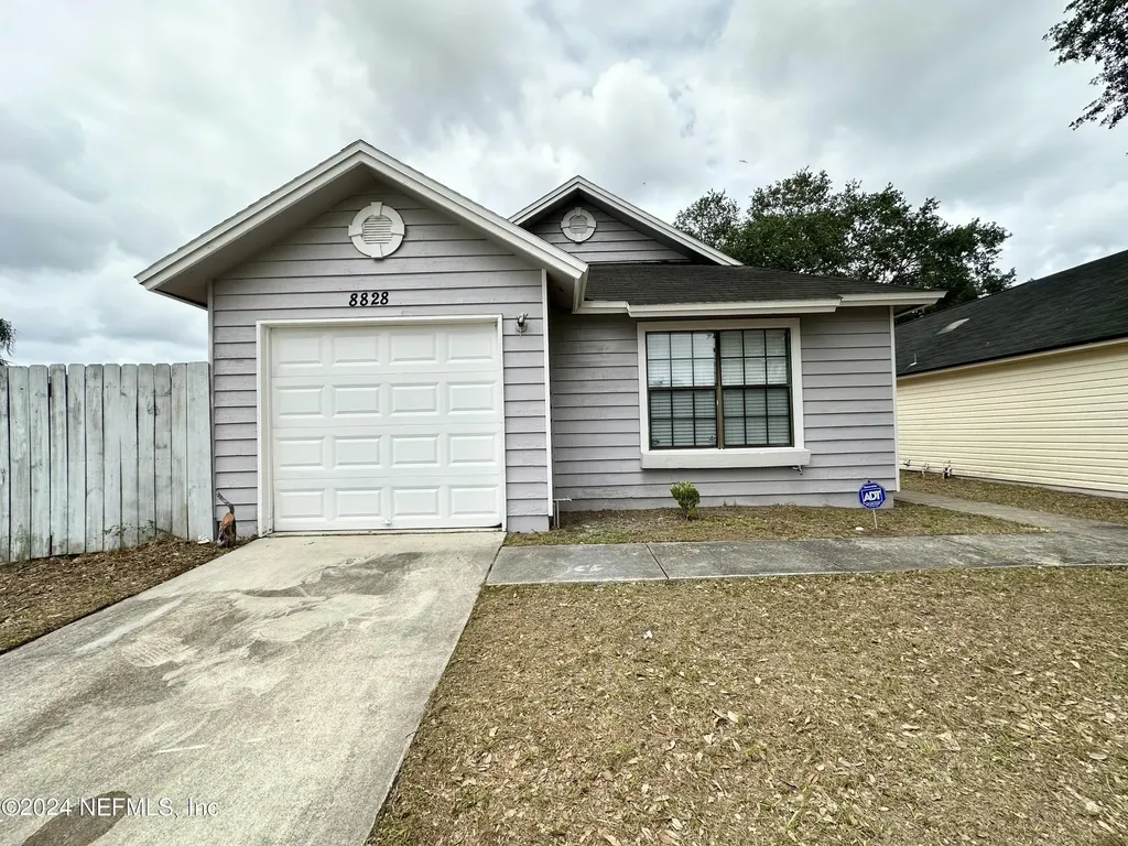 8828 Townsquare Drive S Jacksonville FL 32216