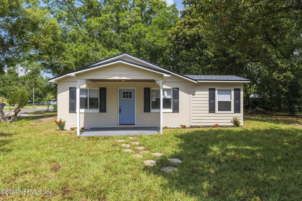 505 S 9th Street Macclenny FL 32063