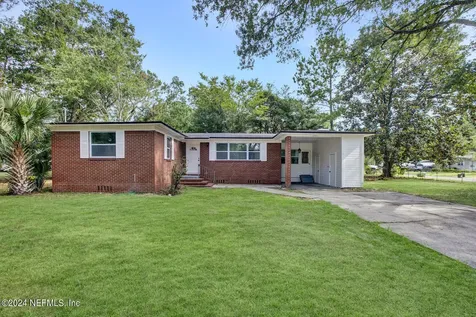 6505 Cobalt Avenue N Jacksonville FL 32210