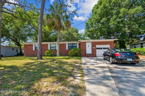 6020 Columbine Drive Jacksonville FL 32211
