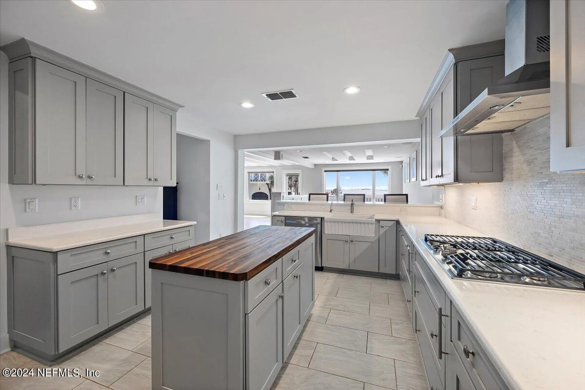 3324 Ocean Drive S Jacksonville Beach FL 32250