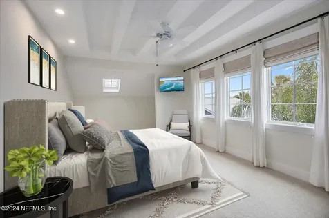3324 Ocean Drive S Jacksonville Beach FL 32250