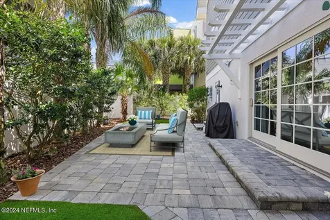 3324 Ocean Drive S Jacksonville Beach FL 32250