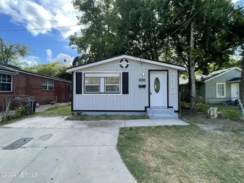 1916 Mcmillan Street Jacksonville FL 32209