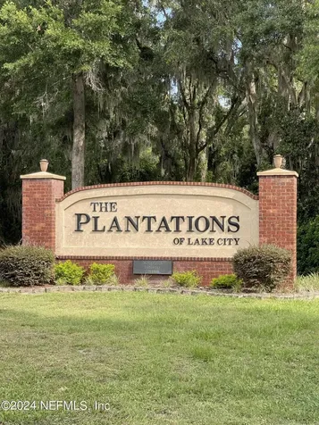 263 NW Cutler Glen Lake City FL 32055