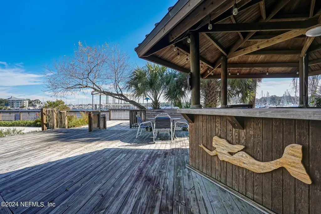 4401 Lakeside Drive Jacksonville FL 32210
